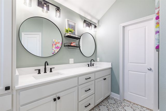 2209 Longwood Drive, Carrollton, TX 75010