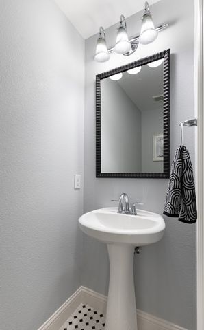 2209 Longwood Drive, Carrollton, TX 75010