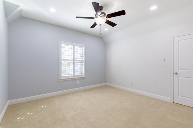 2209 Longwood Drive, Carrollton, TX 75010