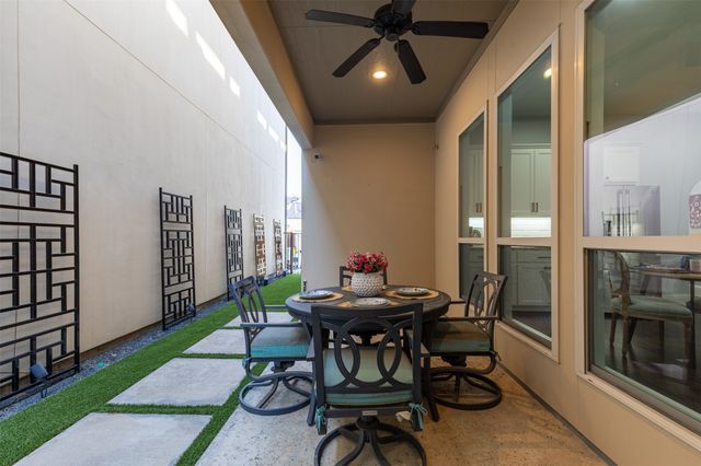 2209 Longwood Drive, Carrollton, TX 75010