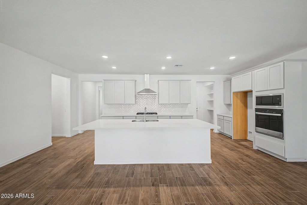 18404 W PAPAGO Street, Goodyear, AZ 85338 — photo 4