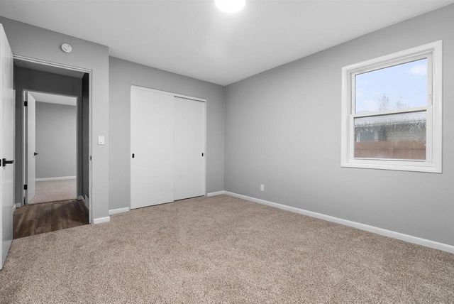 1027 Thomas Street, Janesville, WI 53545