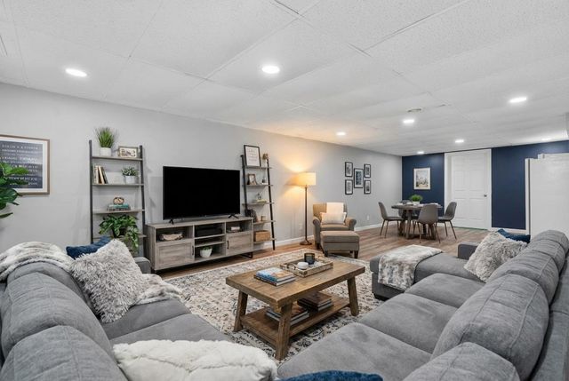 1027 Thomas Street, Janesville, WI 53545