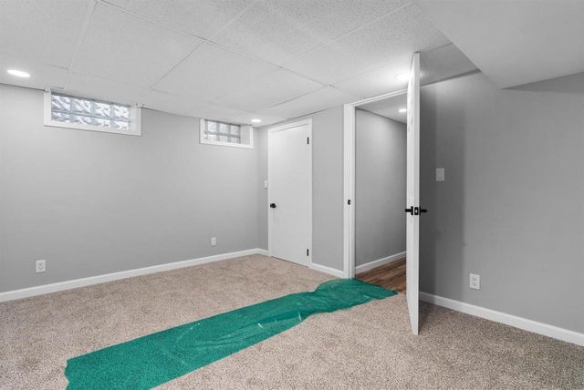 1027 Thomas Street, Janesville, WI 53545