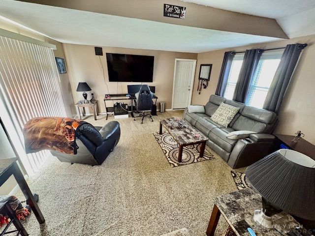 3079 Rocky Point Road, Springfield, OH 45502