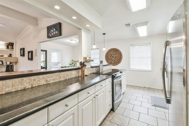 10502 Deval Drive, Cypress, TX 77429