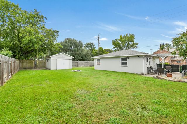10502 Deval Drive, Cypress, TX 77429