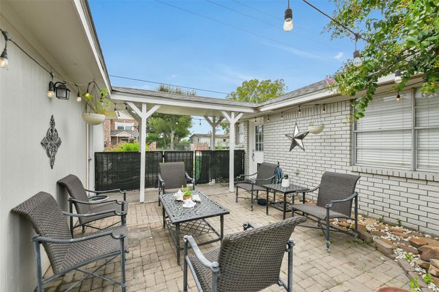 10502 Deval Drive, Cypress, TX 77429