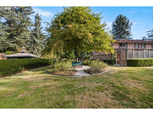 33512 Se HURLBURT Rd, Corbett, OR 97019