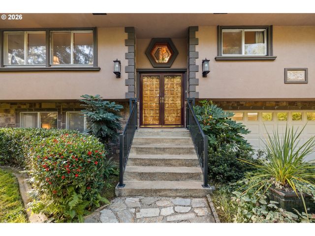 33512 Se HURLBURT Rd, Corbett, OR 97019