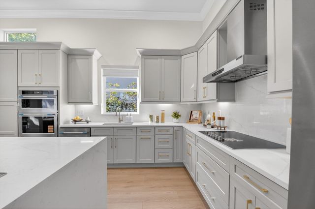 9722 Napoli Woods Lane, Delray Beach, FL 33446