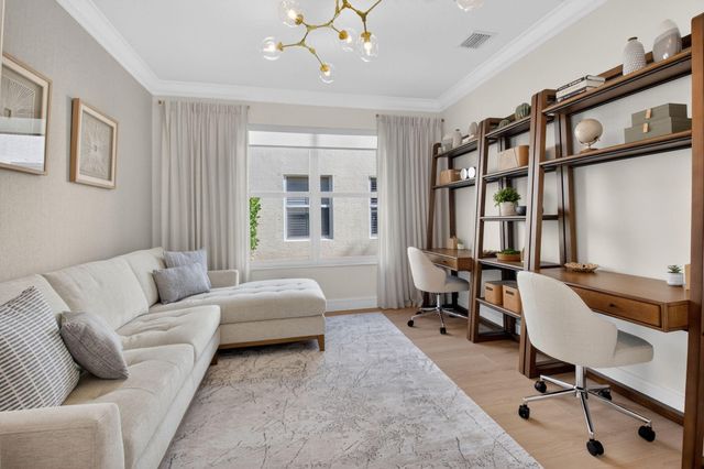 9722 Napoli Woods Lane, Delray Beach, FL 33446