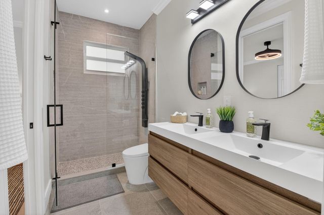 9722 Napoli Woods Lane, Delray Beach, FL 33446