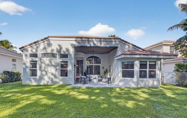 9722 Napoli Woods Lane, Delray Beach, FL 33446