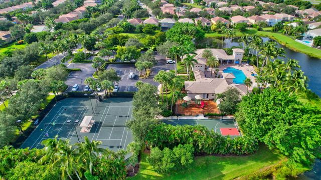 9722 Napoli Woods Lane, Delray Beach, FL 33446