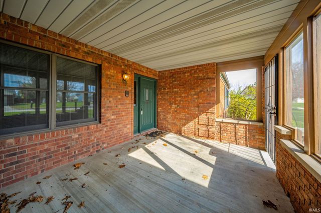 2409 N Moors Road, Muncie, IN 47304
