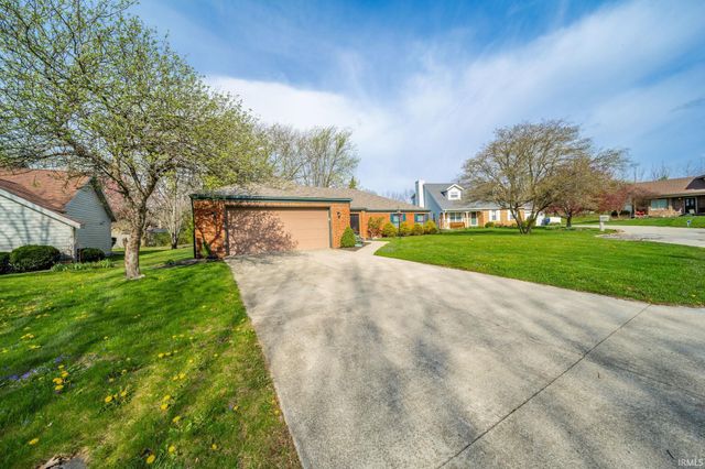 2409 N Moors Road, Muncie, IN 47304