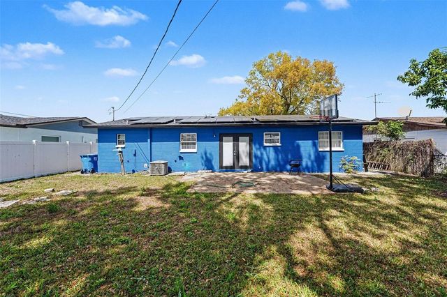 2426 17TH AVENUE N, St Petersburg, FL 33713