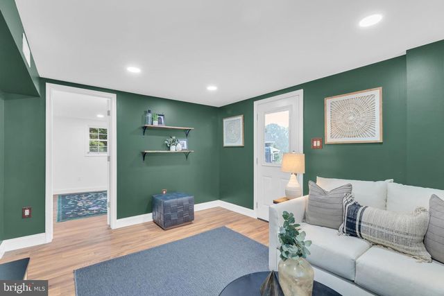7517 AXTON ST, Springfield, VA 22151