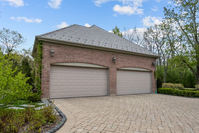 1230 Conway Road, Lake Forest, IL 60045
