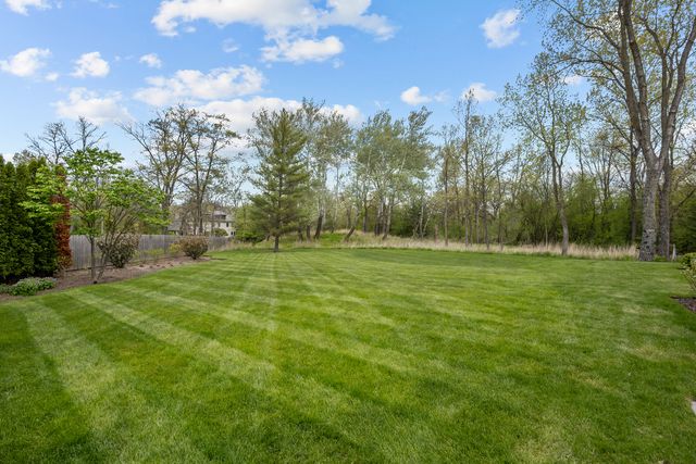 1230 Conway Road, Lake Forest, IL 60045