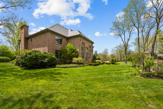 1230 Conway Road, Lake Forest, IL 60045