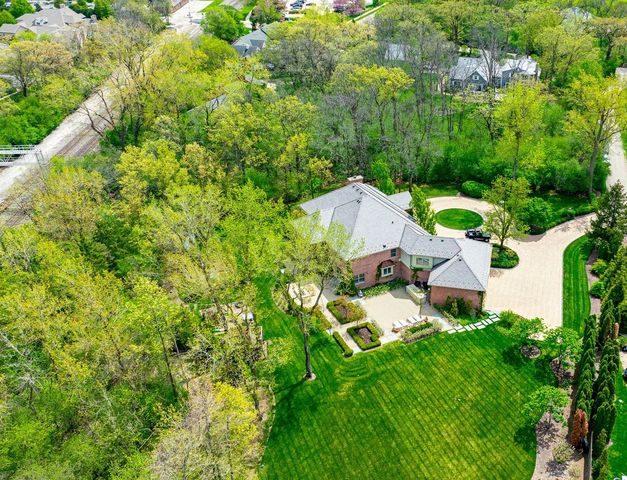 1230 Conway Road, Lake Forest, IL 60045