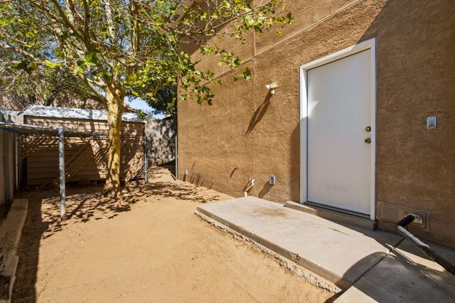 1405 Tigerwood Court NW, Albuquerque, NM 87120