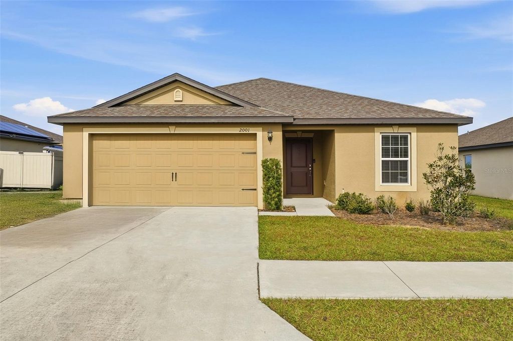 2001 AMBER SWEET CIRCLE, Dundee, FL 33838