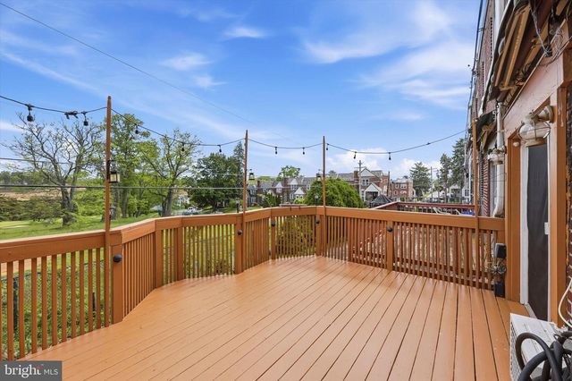 110 ACADEMY LN, Upper Darby, PA 19082