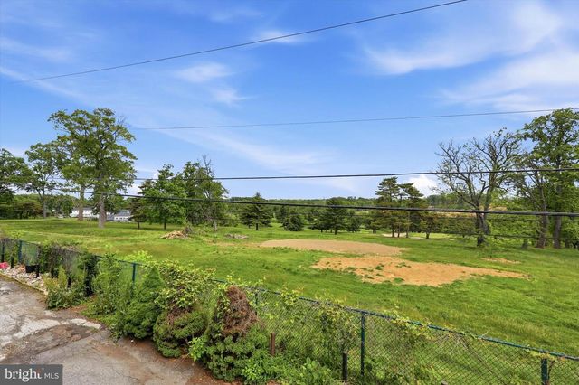 110 ACADEMY LN, Upper Darby, PA 19082