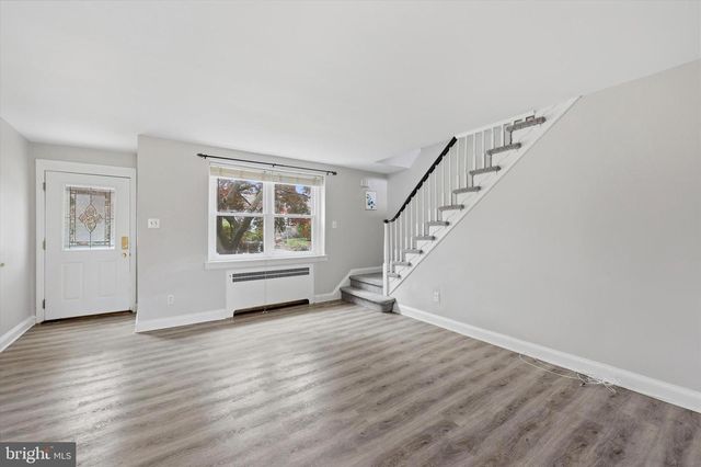 110 ACADEMY LN, Upper Darby, PA 19082