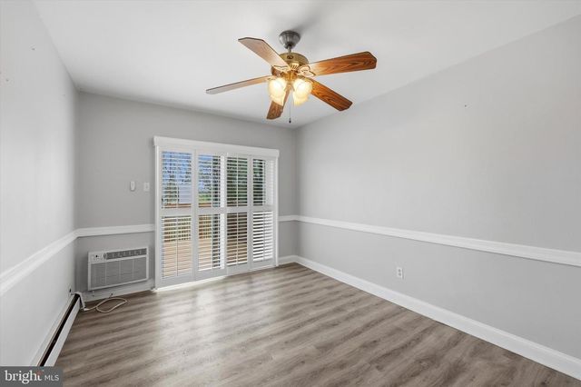 110 ACADEMY LN, Upper Darby, PA 19082