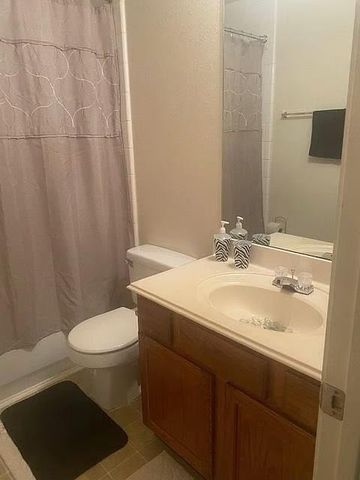 2730 Briarloch Lane, Houston, TX 77073