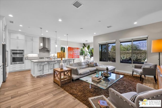 86 Cork Tree, Rancho Mirage, CA 92270