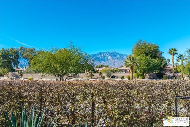 86 Cork Tree, Rancho Mirage, CA 92270