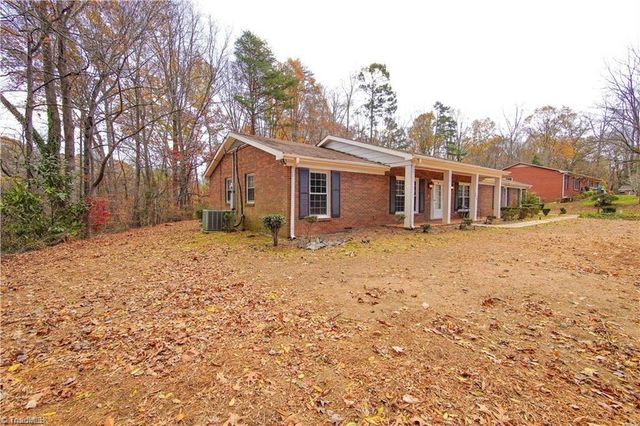 3365 New Walkertown Road, Winston-salem, NC 27105