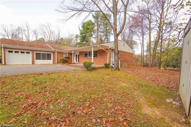 3365 New Walkertown Road, Winston-salem, NC 27105