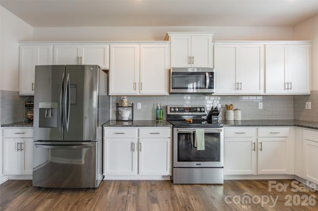 224 Final Stretch Lane, Clover, SC 29710