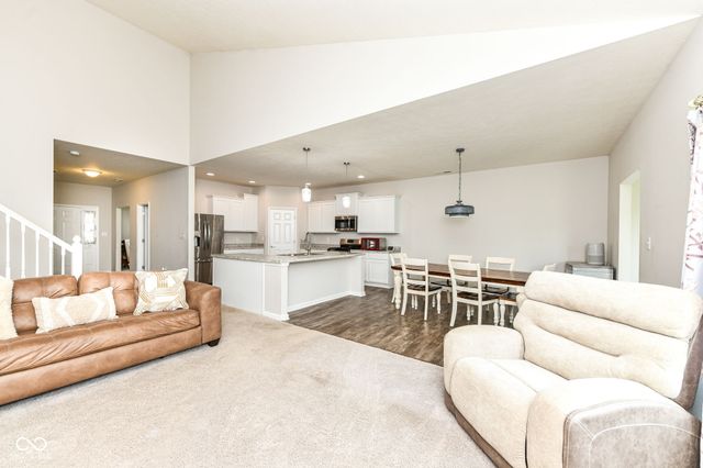9697 Pica Drive, Fishers, IN 46040