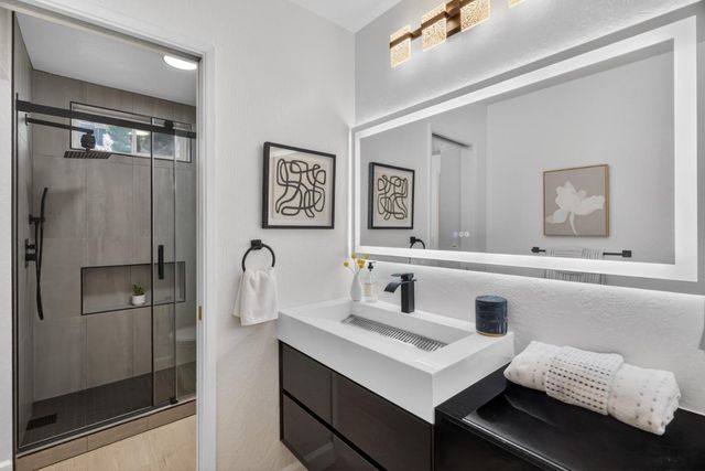 101 Redding Road A4, Campbell, CA 95008