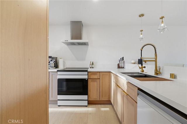 8103 Marina Pacifica N, Long Beach, CA 90803