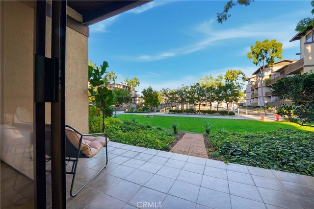 8103 Marina Pacifica N, Long Beach, CA 90803