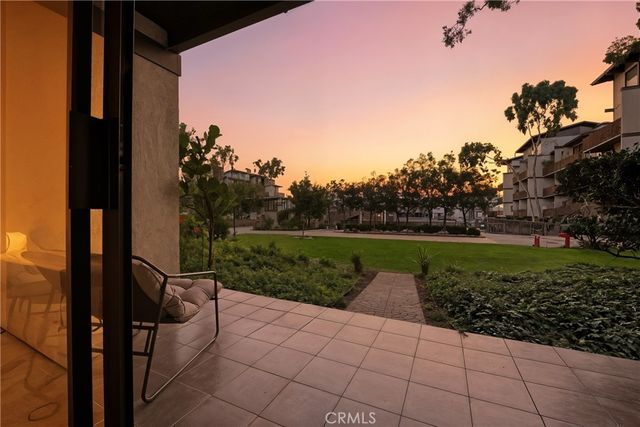 8103 Marina Pacifica N, Long Beach, CA 90803