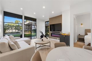 8103 Marina Pacifica N, Long Beach, CA 90803