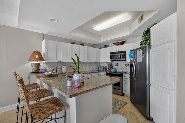 1400 Ocean Blvd 124, St Simons Island, GA 31522