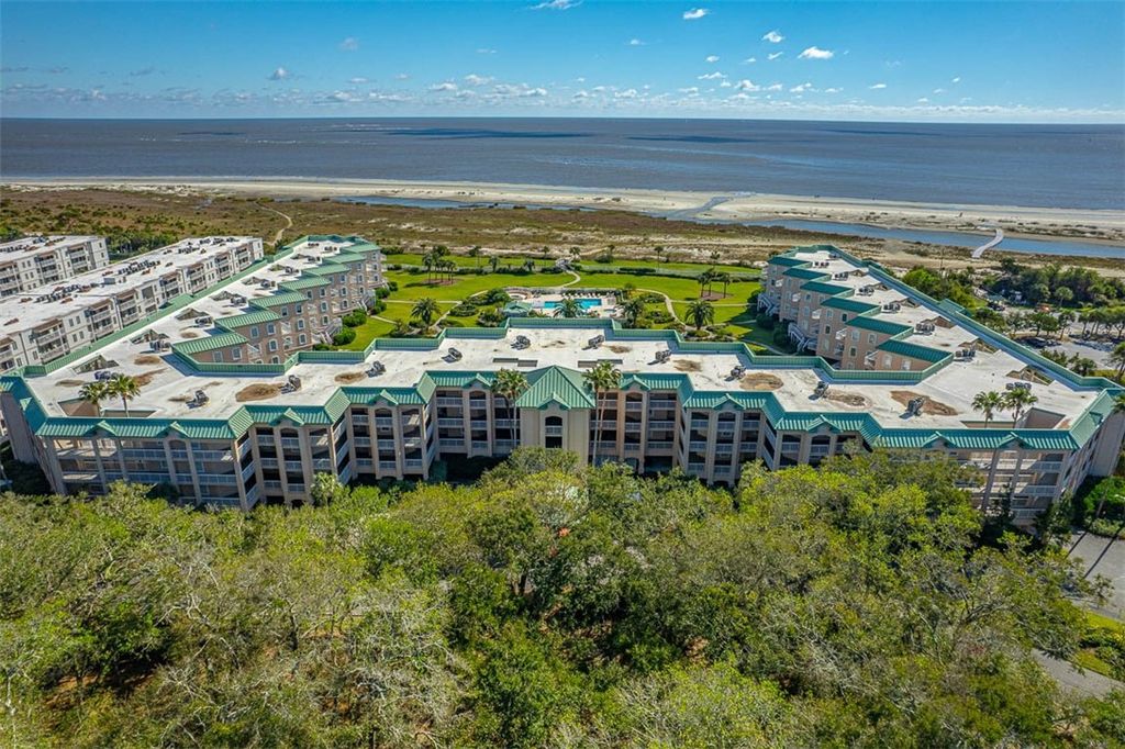 1400 Ocean Blvd 124, St Simons Island, GA 31522