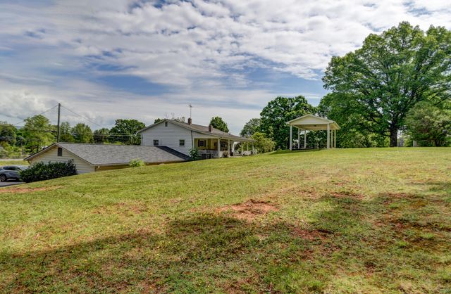 W 2770 Lynchburg Salem Tpke, Bedford, VA 24523