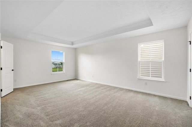 32 Waterford Boulevard, Fairborn, OH 45324