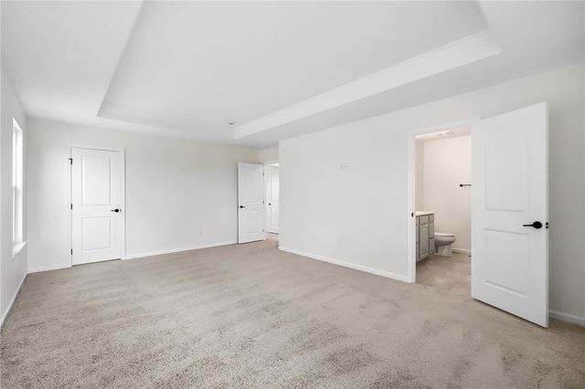 32 Waterford Boulevard, Fairborn, OH 45324